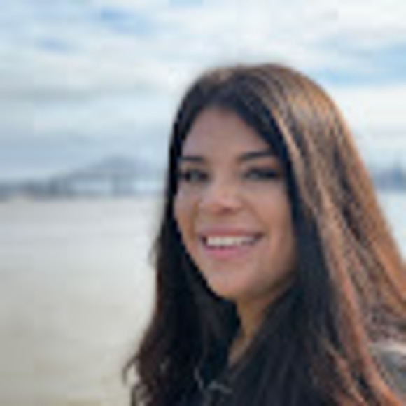 Meet your Posher, Sarah - Picture 1 of 1